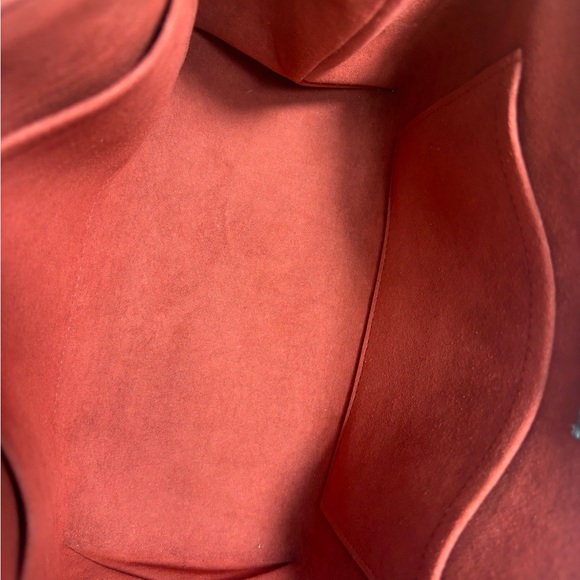 Beautiful Louis Vuitton Petite Palais Empreinte Noir Sold - Picture 6 of 16